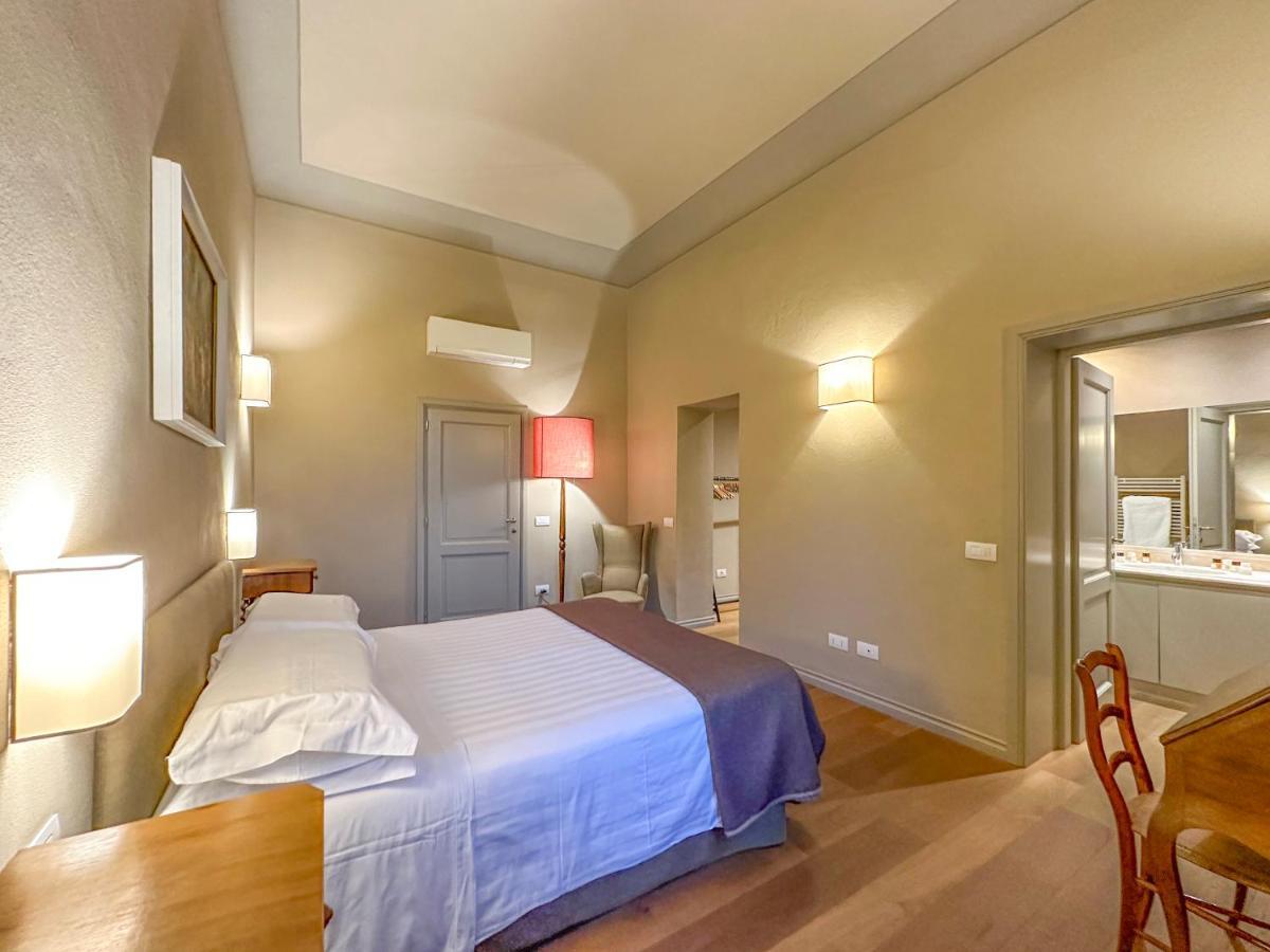 Apartment Penthouse In Palace Strozzi