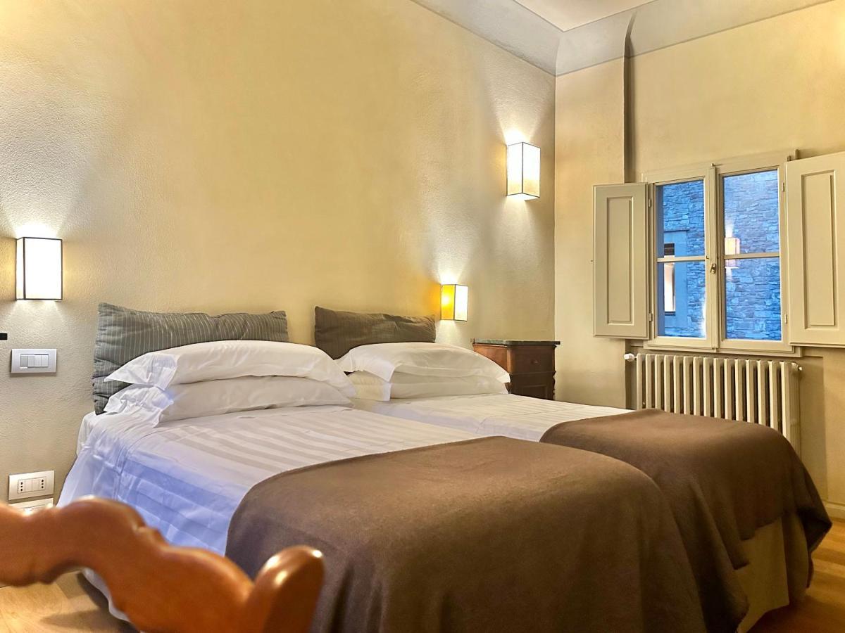 Penthouse In Palace Strozzi Florencia