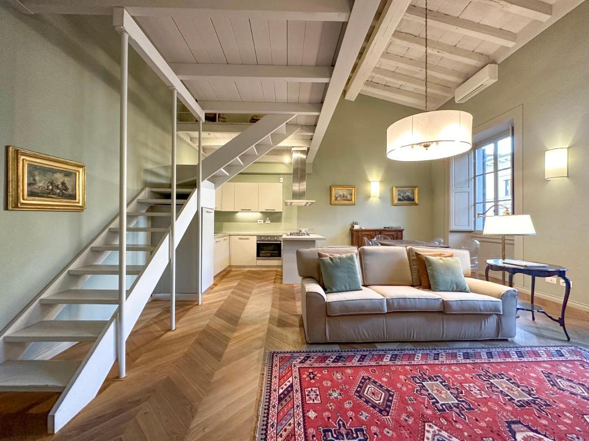 Apartamento Penthouse In Palace Strozzi *